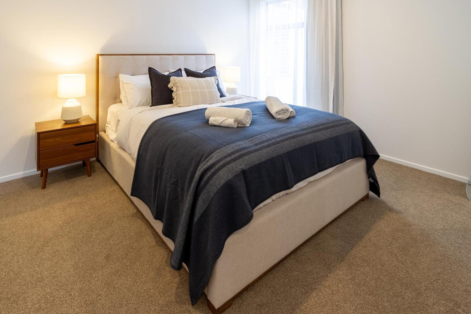 Stylish 3 Bedroom Home In Prime City With Garage Christchurch Exterior foto