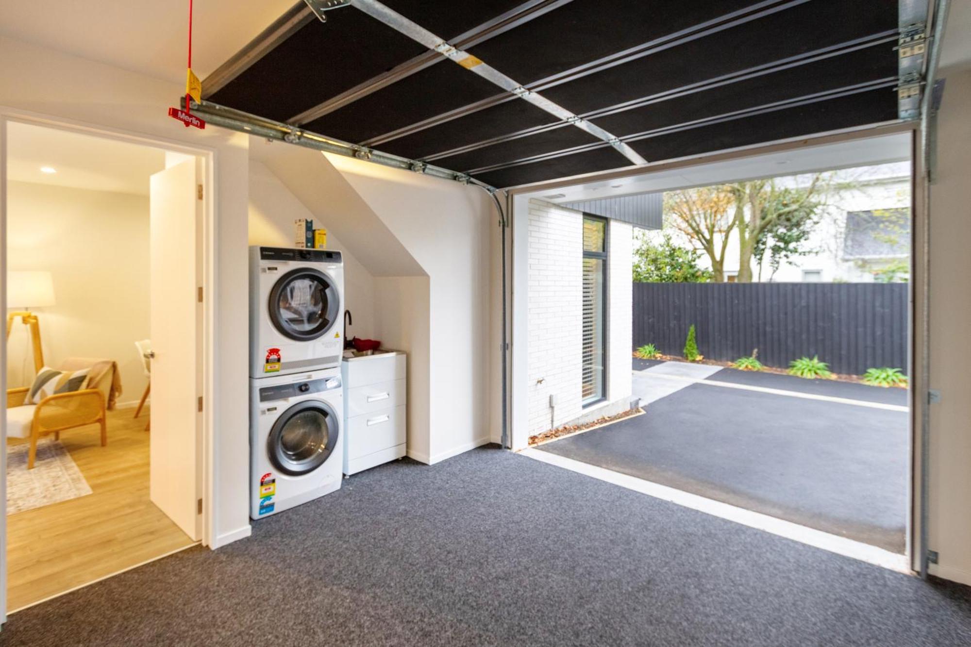 Stylish 3 Bedroom Home In Prime City With Garage Christchurch Exterior foto